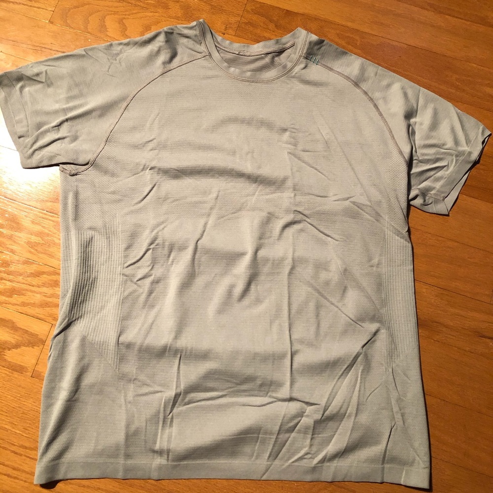 Lululemon Metal Vent Tech Shirt